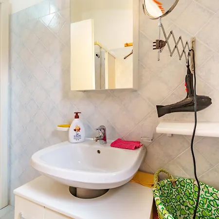 Casa Vacanze Melone Apartment *